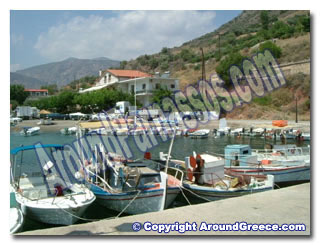 Agii Pantes Parnassos Greece Delphi Hotels Holidays Parnassos Agii Pantes Travel